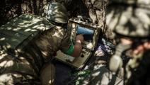 جنود أوكرانيون قبل استهداف مواقع في شبه جزيرة القرم في 24 فبراير 2022 (Getty)