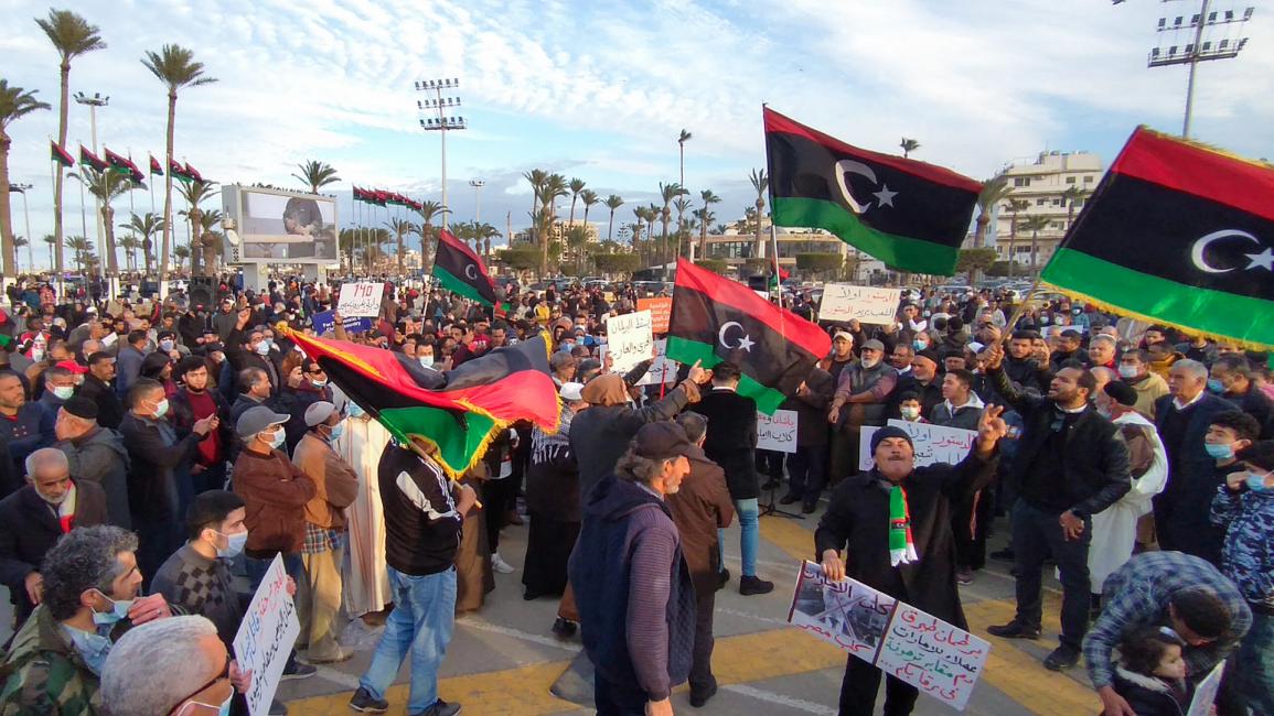 احتجاجات في طرابلس ضد مجلس النواب، تطالب بالانتخابات واحترام الدستور، 11/ 2/ 2022 (فرانس برس)