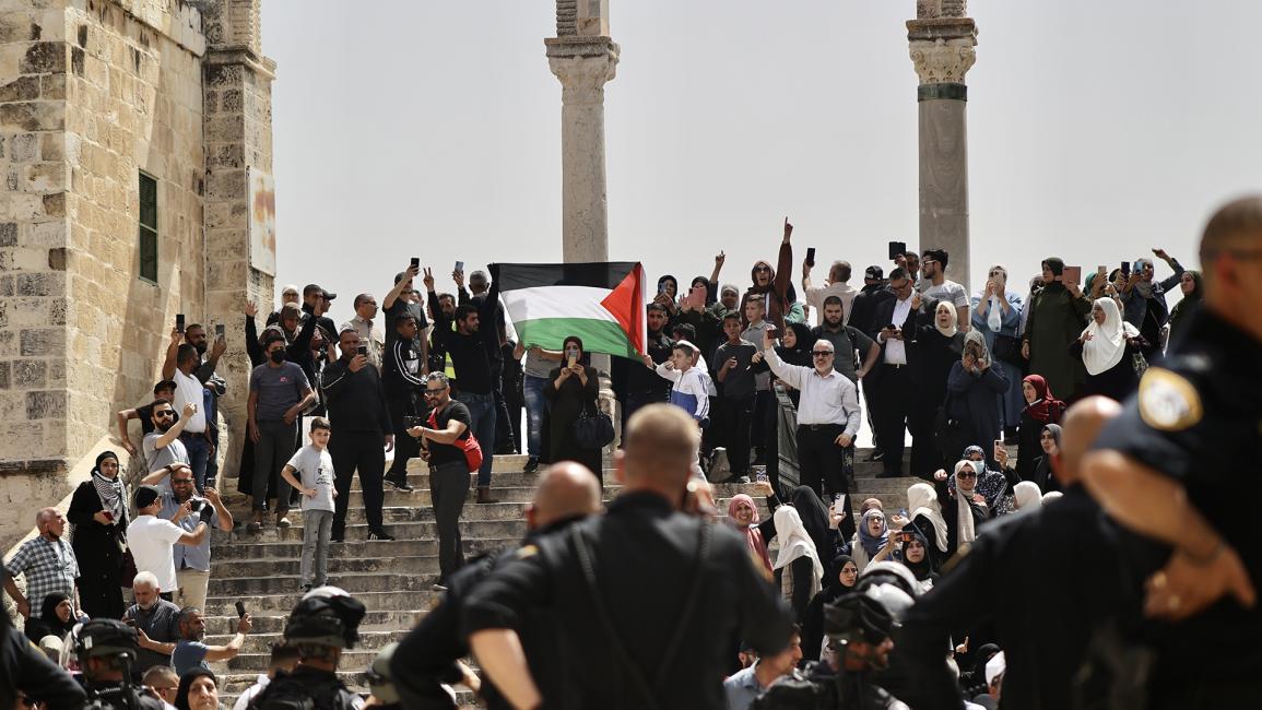 مرابطون في باحات المسجد الأقصى (مصطفى الخروف/الأناضول)