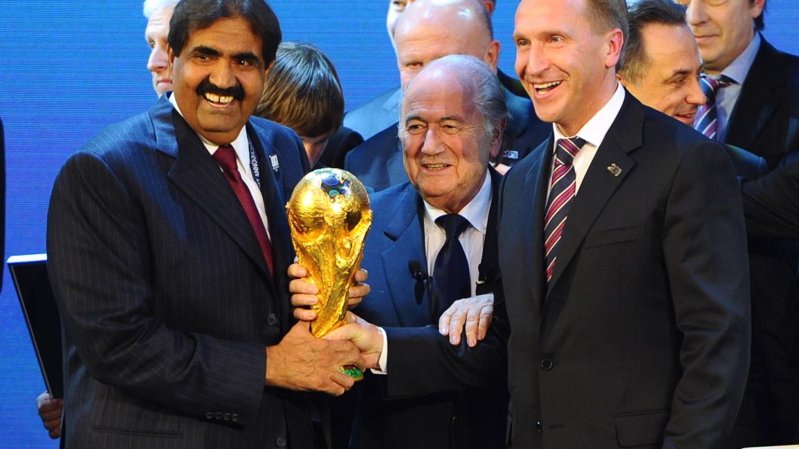 إعلان فوز قطر بتنظيم مونديال 2022 (مايك هويت/Getty)