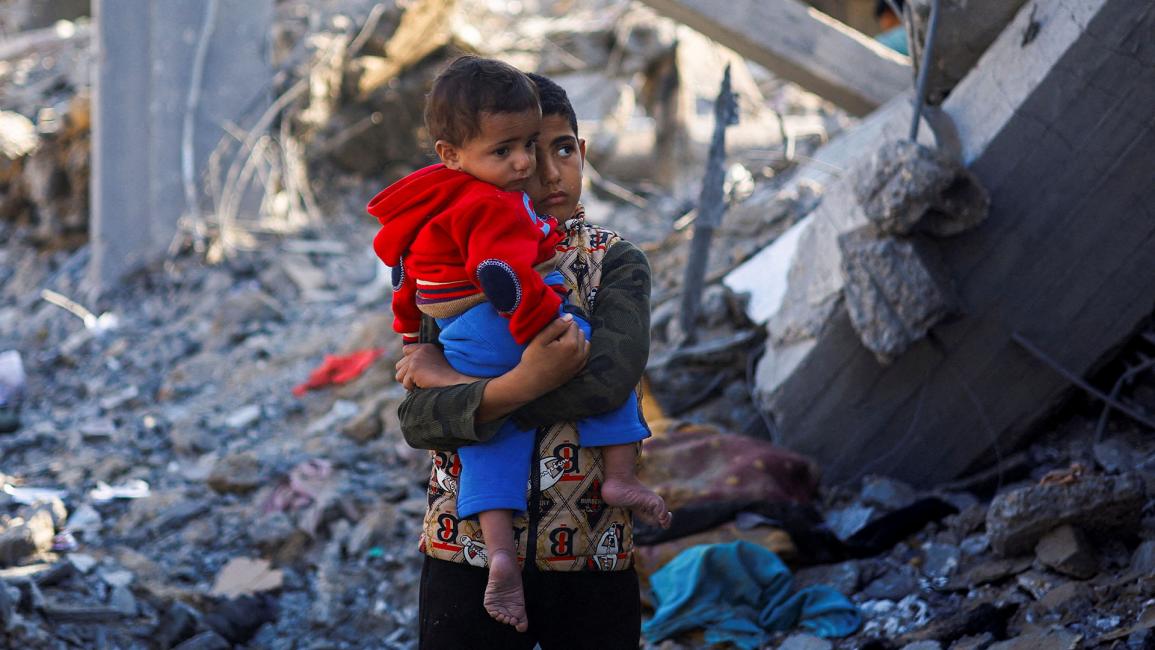 59 يوماً من العدوان على غزة: ارتفاع حصيلة الشهداء واتساع رقعة الدمار