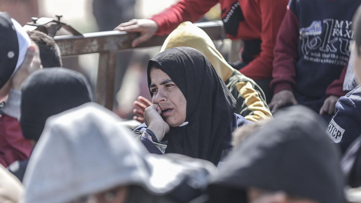غزة.. نزوح مئات العائلات هرباً من الهجمات الاسرائيلية