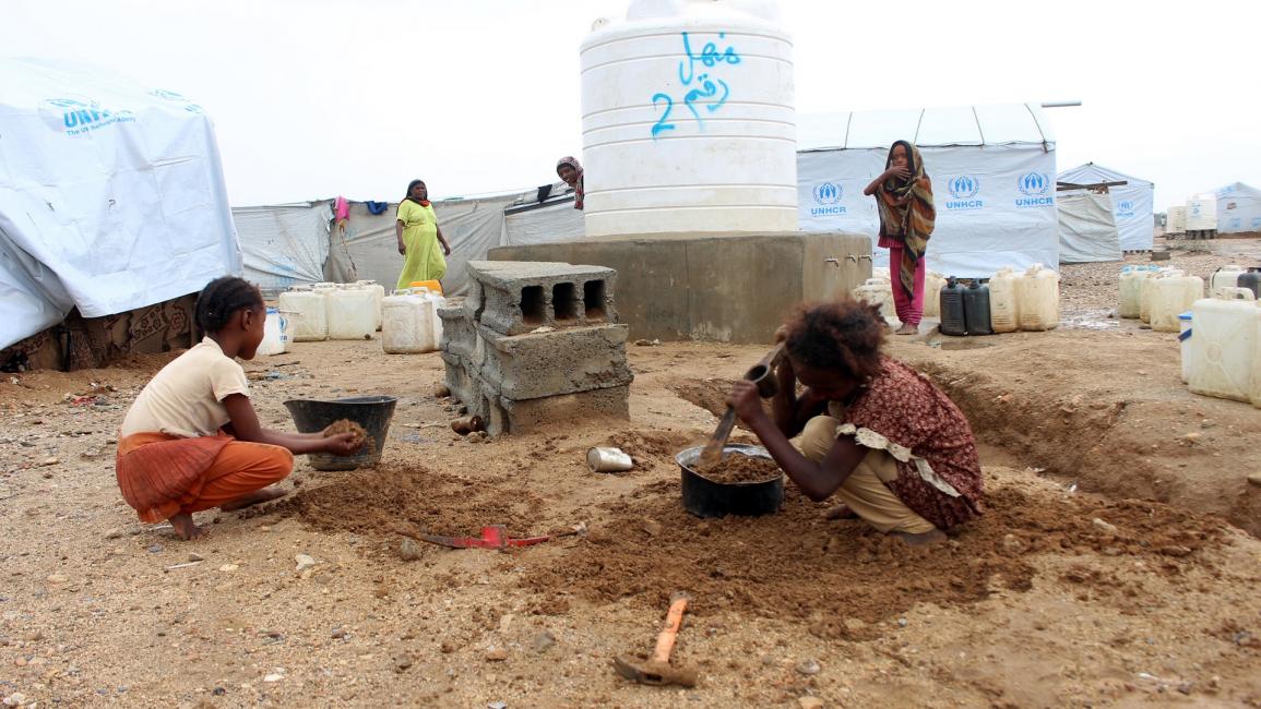 نازحون يمنيون في مخيم نزوح - اليمن - مجتمع