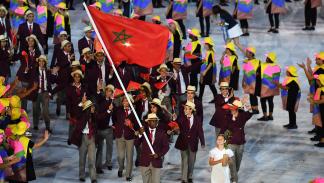بعثة المغرب ترفع علمها في أولمبياد ريو، 5 أغسطس 2016 (فرانك فيفي/فرانس برس)