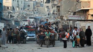 عائلات غزة من نزوح إلى نزوح، خان يونس، 1 يوليو 2024 (فرانس برس)