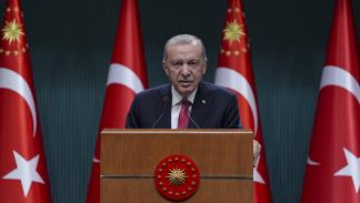 أردوغان متكلماً بعد اجتماع الحكومة، أنقرة 2 يوليو 2024 (إرسين إرتورك/الأناضول)