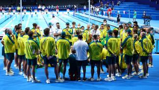 أعضاء فريق أستراليا للسباحة أثناء جلسة تدريب في 24 يوليو 2024 (كوين روني/Getty)