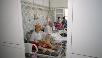 وضع وباء كورونا يتدهور في تونس (ياسين قايدي/ الأناضول)