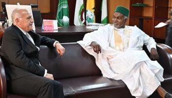 وزير الخارجية الجزائري ونظيره النيجيري (تويتر)