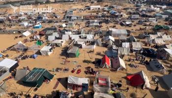 “العربي الجديد” يرصد معاناة النازحين إلى جنوب غزة 