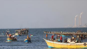 فلسطينيون يطالبون بحقهم في حقول الغاز على مياه غزة (getty)