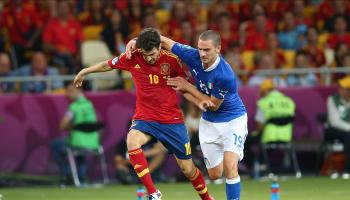 لعب منتخب إسبانيا ضد منتخب إيطاليا في نهائي اليورو، 1 يوليو 2012 (ستيوارت كيندال/Getty)