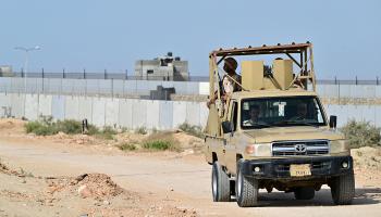 الهجوم المحتمل/جنود مصريون على الحدود مع غزة، 4 يوليو الماضي (جيوسيبي كاكاسي/فرانس برس)