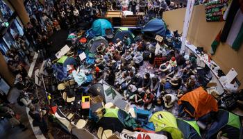 طلاب مناصرون لفلسطين يعتصمون في جامعة ملبورن، 15 مايو2024 (مارتن كيب / فرانس برس)
