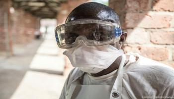 فرق طبية تكافح انتشار إيبولا في الكونغو الديمقراطية(تويتر)