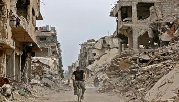 إعادة الإعمار أزمة سورية جديدة (لؤي بشارة/فرانس برس) 