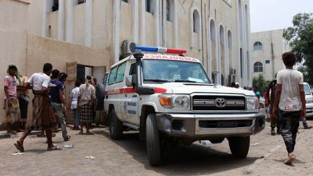 سيارة إسعاف تنقل ضحايا في قاعدة العند بمحافظة لحج 29 أغسطس 2021 (Getty)