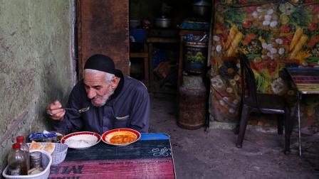 تفتقر المطاعم الشعبية في العراق للرقابة الصحية، 30 اكتوبر 2024 (فرانس برس)