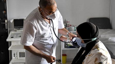 4 ملايين تونسي مصابون بضغط الدم (فتحي بلعيد/ فرانس برس)