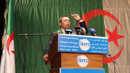 يوسف أوشيش، المرشح إلى الانتخابات الرئاسية في الجزائر (فيسبوك)