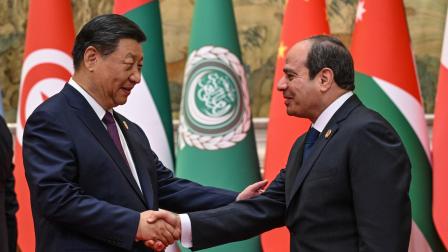 تقوية مصر علاقاتها مع الصين عبد الفتاح السيسي وشي جين بينغ في بكين مايو 2024 (جايد غاو/Getty)