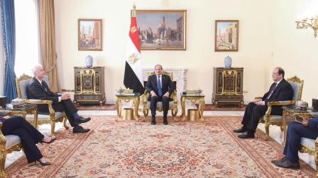 السيسي مع وليام بيرنز في القاهرة (الرئاسة المصرية)