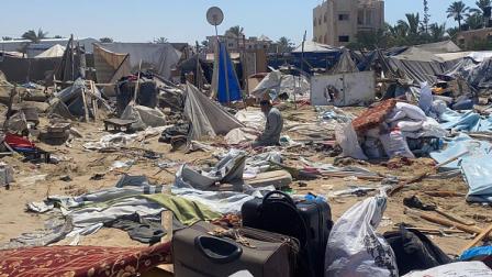 الدمار الذي خلفه قصف الاحتلال لمواصي خان يونس 13 يوليو 2024 (دعاء الباز/ الأناضول)
