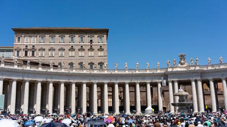ساحة القديس بطرس في الفاتيكان خلال صلاة الأحد، 28 يوليو 2024 (ستيفانو كوستانتينو/Getty)